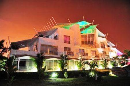 Montroi Hotel Colima Exterior foto